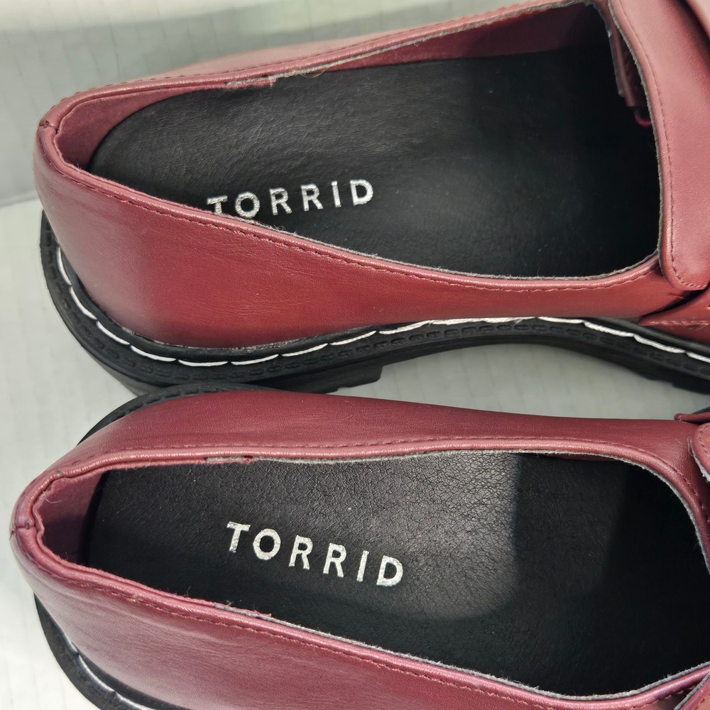 Torrid Burgundy Lug Chunky Sole Loafers Burgundy Wide Width Chunky Platform 8WW - Picture 3 of 8